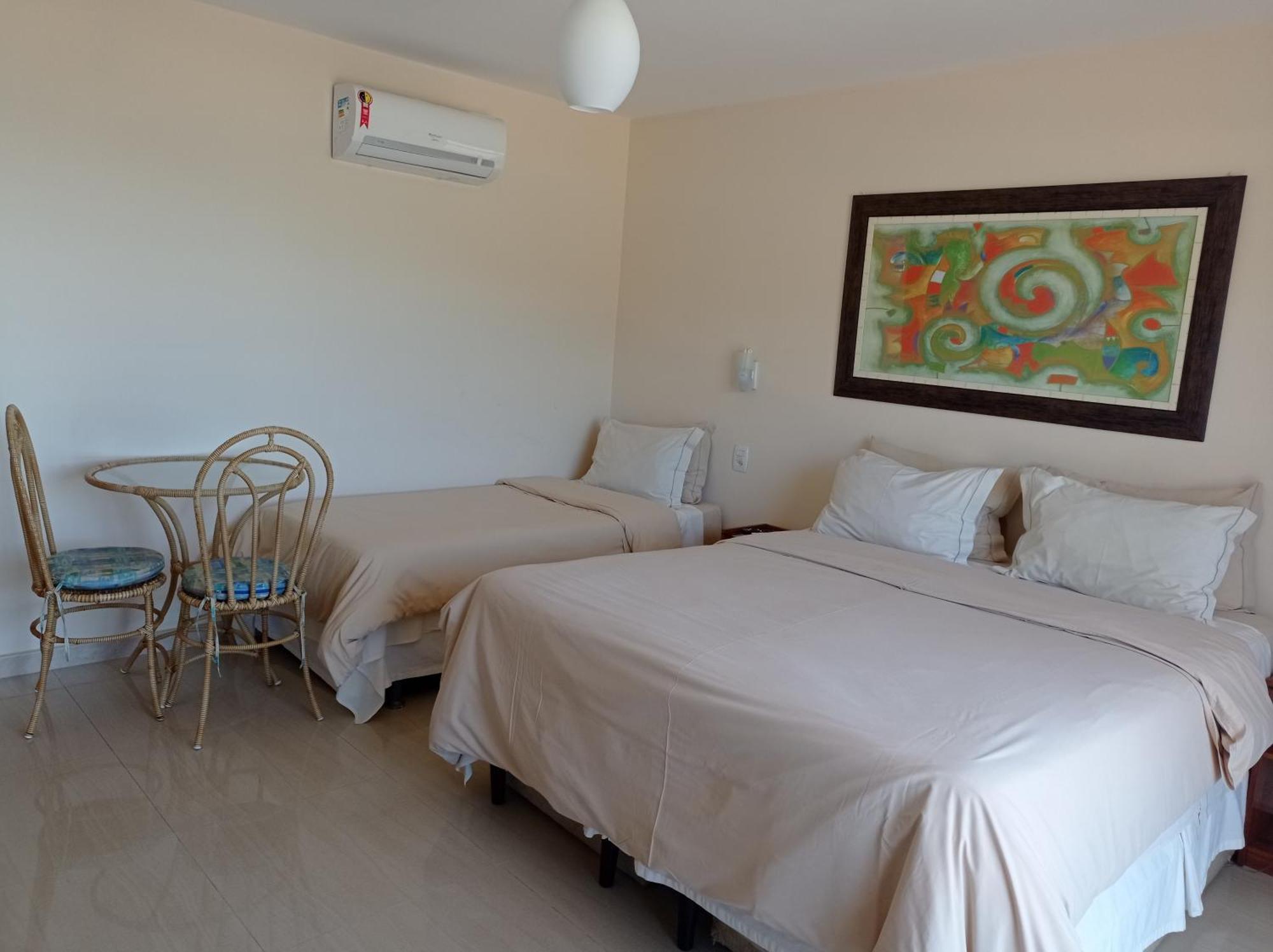 Quarto Triplo Superior com Vista Mar